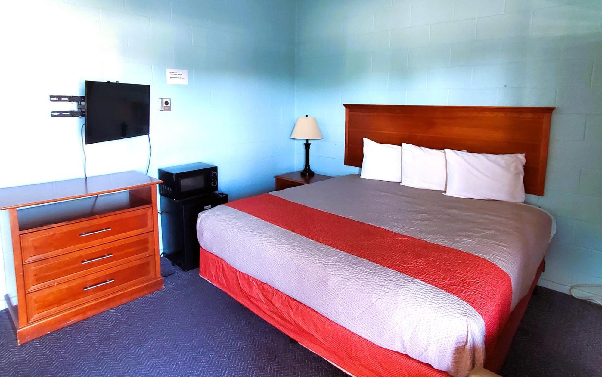 Holiday Host Motel & Rv Park Сонора Екстериор снимка
